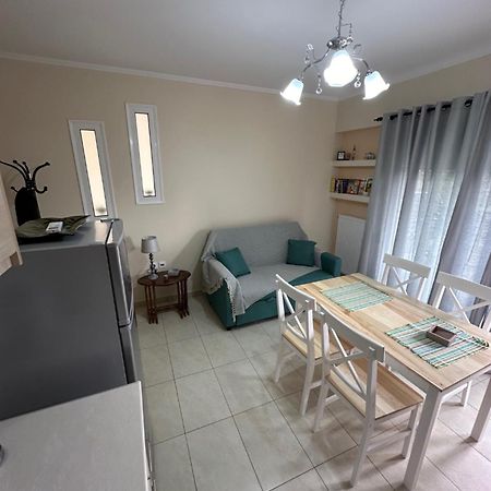 R Apartment Nafpaktos Extérieur photo