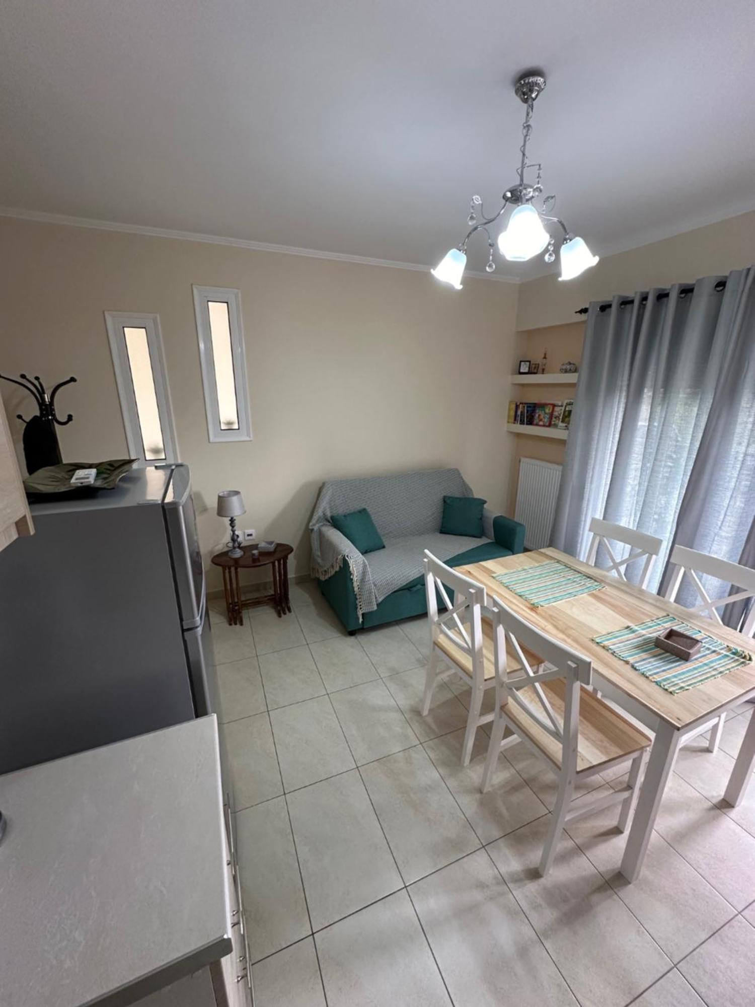 R Apartment Nafpaktos Extérieur photo