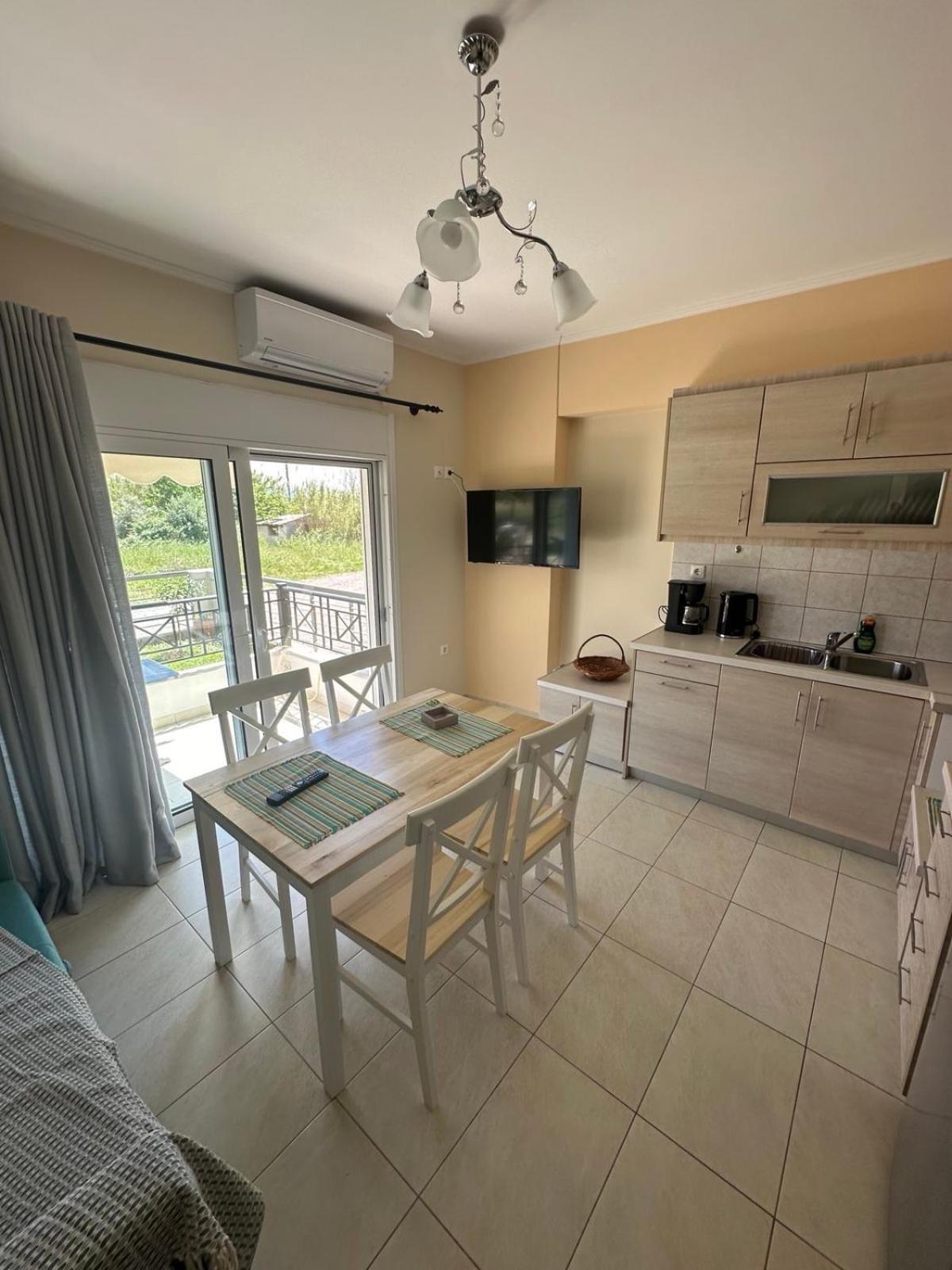 R Apartment Nafpaktos Extérieur photo